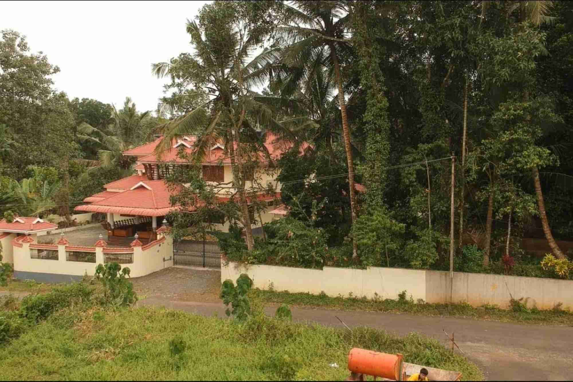 Land For Sale In kolenchery
