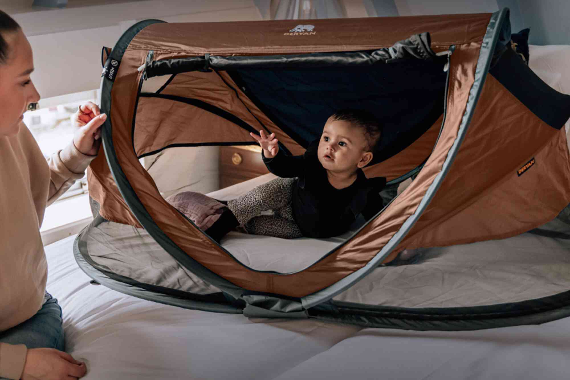 Deryan Travel Cot Peuter